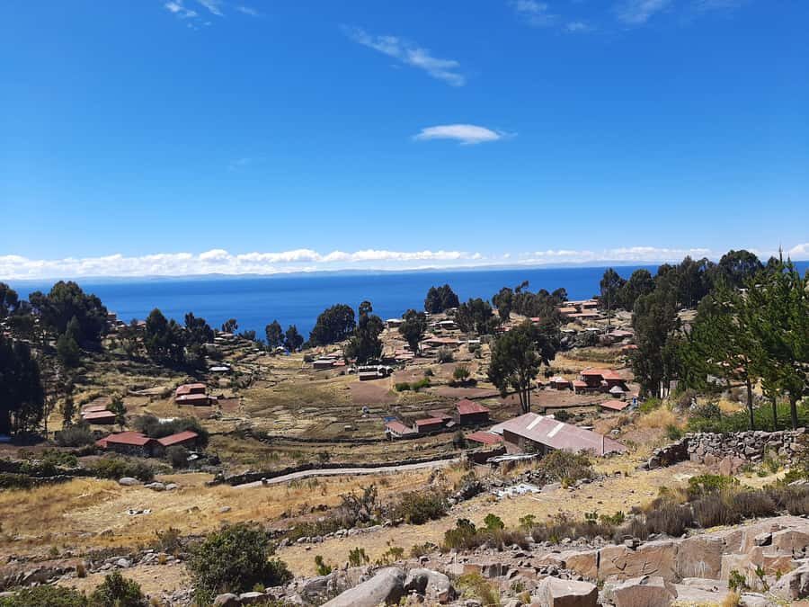 LAKE TITICACA 2-DAY EXCURSION: UROS AMANTANI AND TAQUILE + 3 MEALS - Amantani Island Homestay: Pachatata sunset and a real evening with families