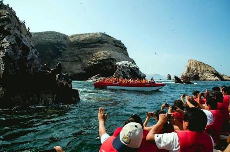 LIMA || 2D/1N: Paracas, Huacachina and Nazca. - Price and Value: Is $310 a Good Deal for Two Days?