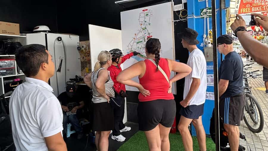 Lima: City biking - Bikes, safety gear, and staying comfortable with traffic
