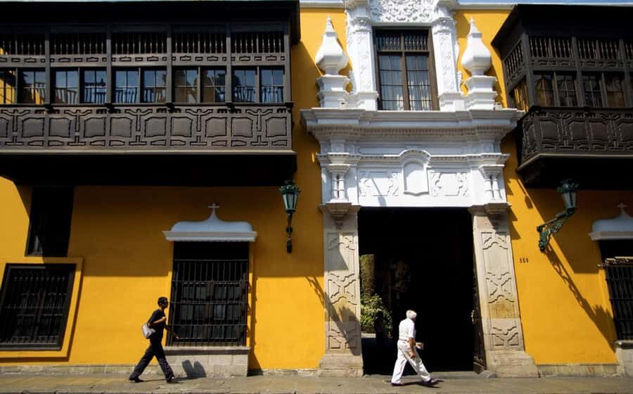 Lima : City tour 360° Panoramic bus - Sightseeing Tour - Price and value: is $39 a good deal for 4 hours?