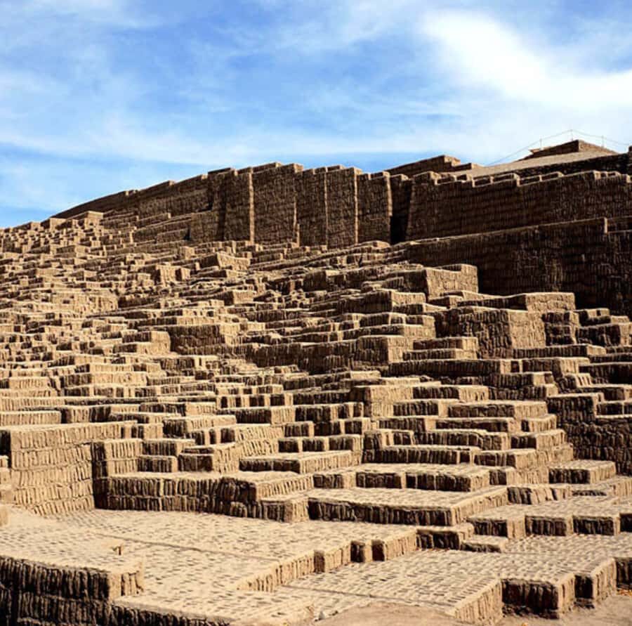 Lima city tour: Larco Museum and Huaca Pucllana - Key highlights that make this tour work