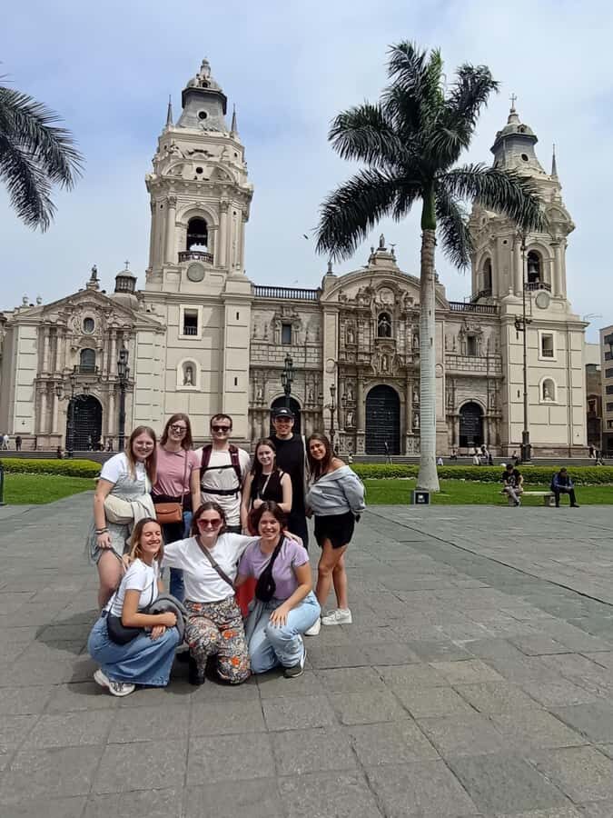 Lima: Historic Center Walking Tour with Pisco Sour Tasting - La Merced Church and the streetscape details that make Lima feel real