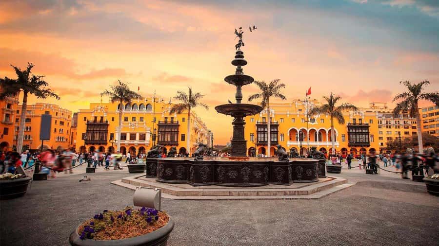 Lima: Incredible City tour half day - Parque del Amor: the quick, classy start by the sea