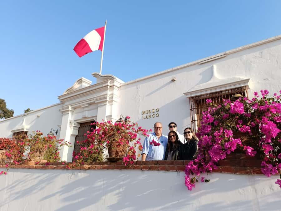 Lima: Larco Museum Entry Ticket & Guided Tour with Pickup - Skip the ticket line, then meet your bilingual guide