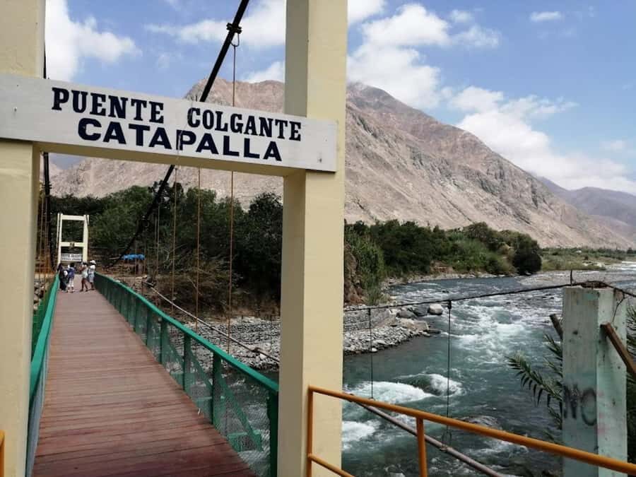 Lima: Lunuhuaná Extreme All In + Cerro Azul + Rafting + ATV + Canopy - Catapalla Bridge: the pause that turns into photos
