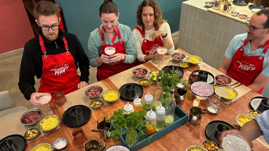 Lima: Market Tour and Cooking Class with Pisco Sour - From fish to citrus: how the ceviche lesson actually works