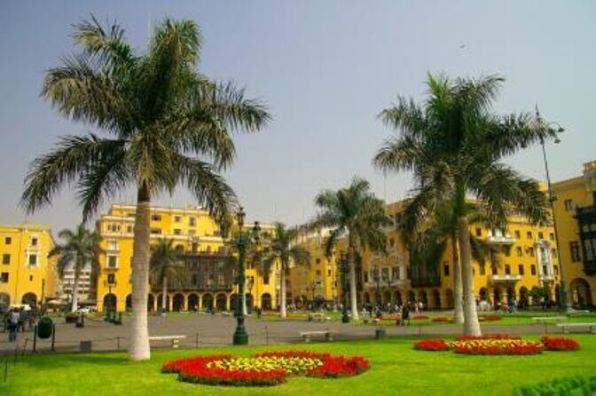 Lima Photo Day Tour - Mercado Central: The Place to Photograph Real Life