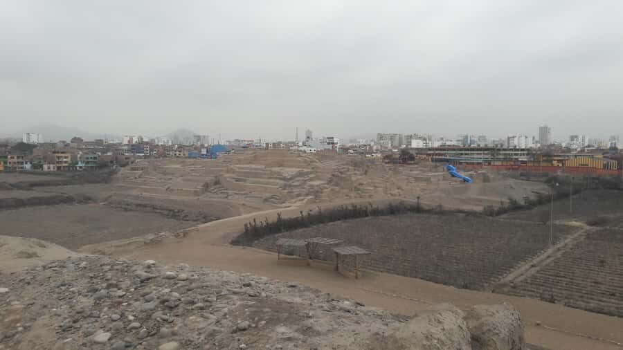Lima: Private Tour to Huaca Pucllana and Huaca Mateo Salado - Private bilingual guiding: why it’s worth the extra cost