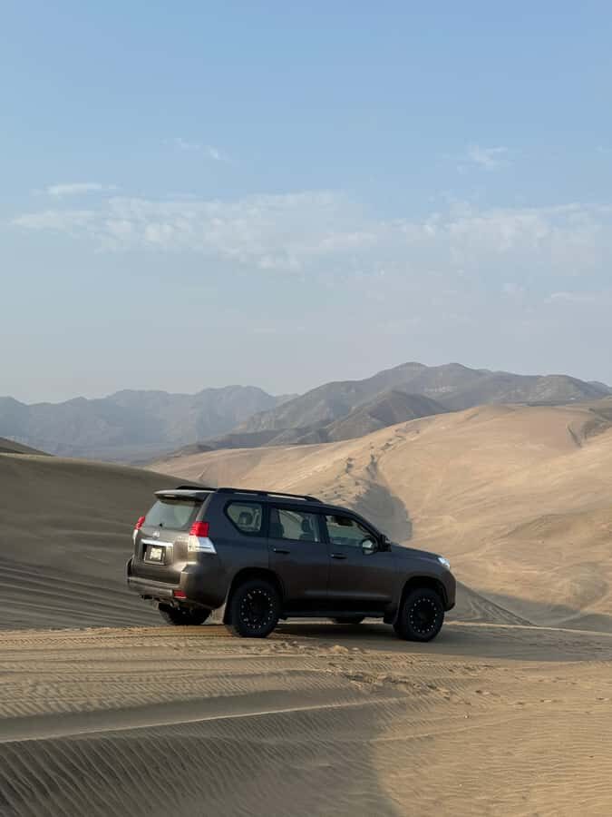 Lima: Sandboarding and Jeep Tour - Isla Punta Hermosa and the Training Setup: Smaller Dunes, Smarter Progress