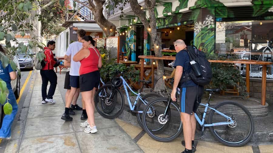 Lima: Sightseeing Bike Tour with Food and Drink Tastings - Barranco by bike: street art, bohemian mood, and the Juanito stop