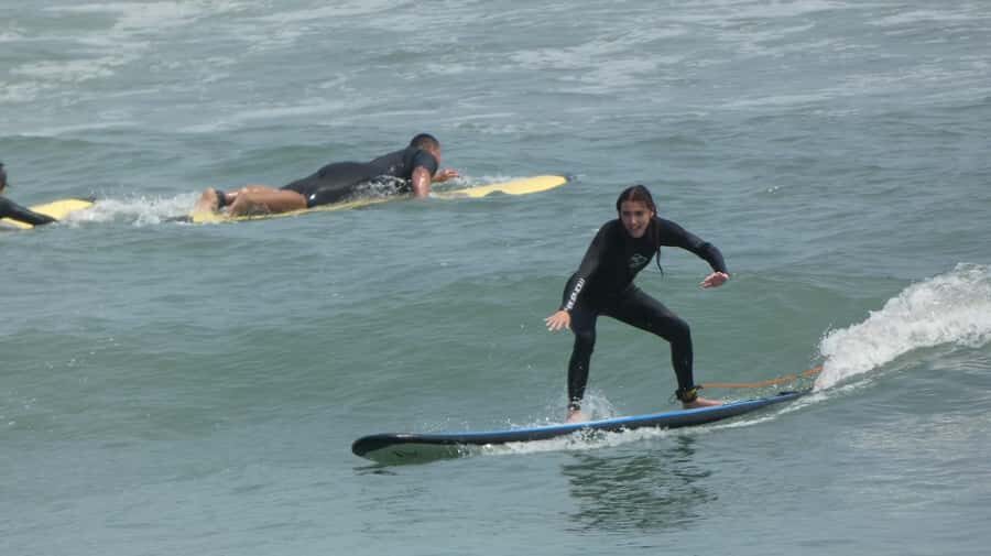 Lima: Surf Class with Equipment and Instructor - The 60-minute in-water lesson: paddling, positioning, balance