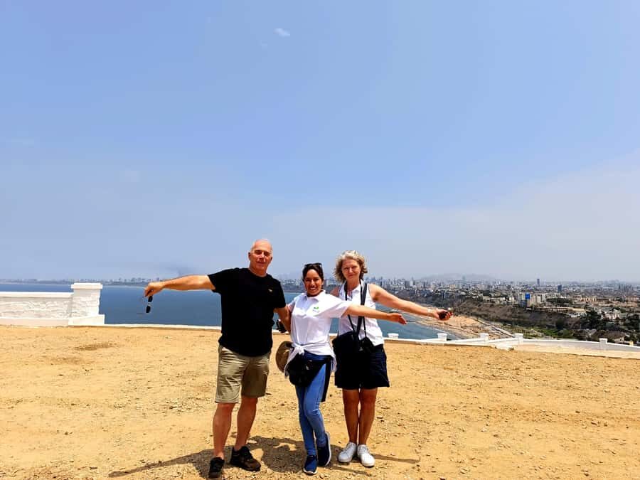 Lima: Tour in Miraflores, San Isidro, Barranco & Chorrillos - Guides and local flavor: where the tour feels personal