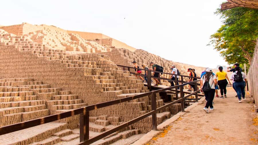 Lima: Tour to Huaca Pucllana and Huaca Mateo Salado - Getting picked up in Miraflores, San Isidro, or Barranco