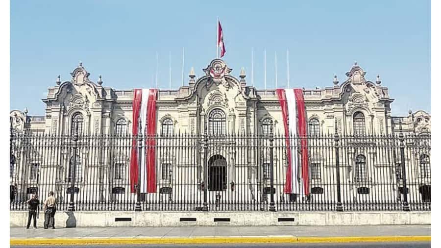 LIMA WALKING TOUR CATACOMBS FROM MIRAFLORES, HISTORICAL CENTER, WINES+BUS - Key highlights to know before you go