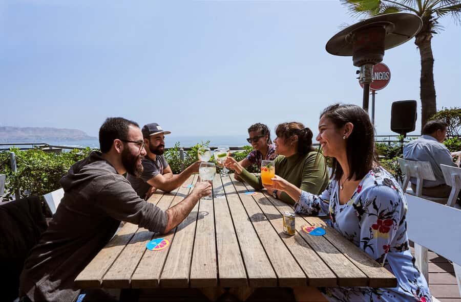Lunch Menu at Mangos Larcomar restaurant - Service and pacing: when the meal flows and when it stalls