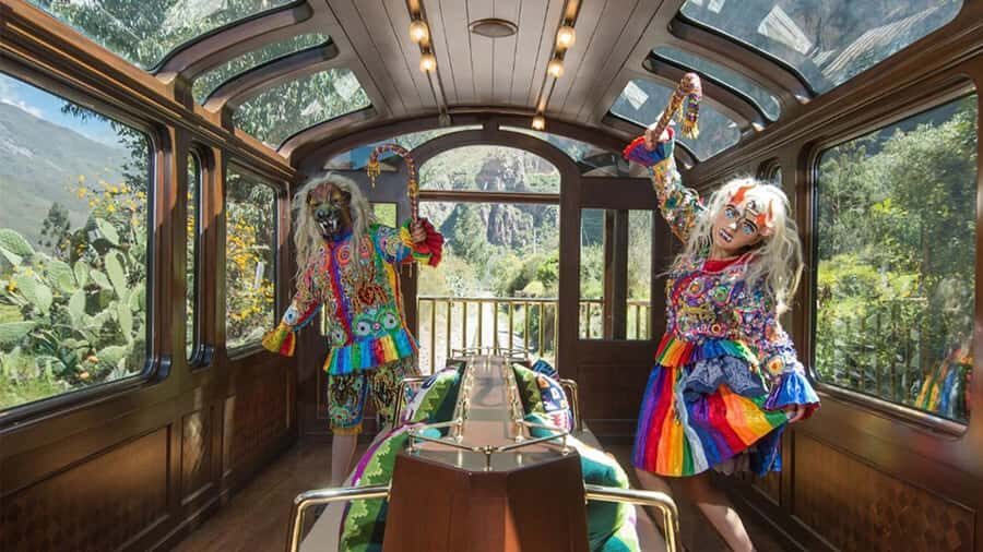 Machu Picchu: 1-day tour by Vistadome Observatory train - Lunch in Aguas Calientes: what you should plan for