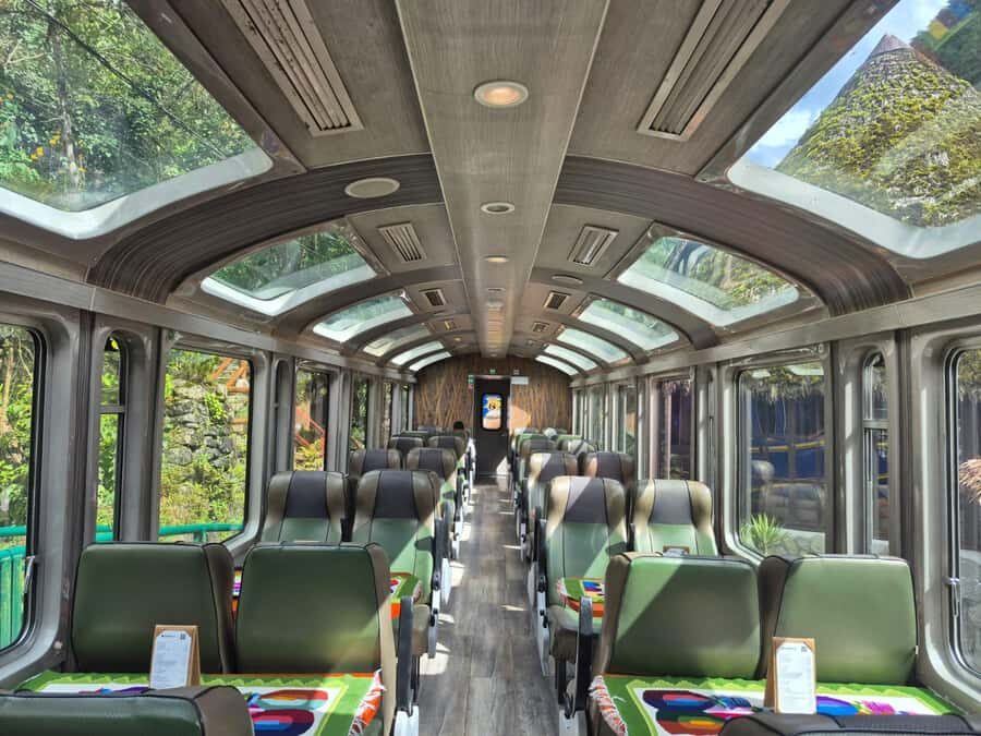 Machu Picchu: 1-day tour by Vistadome Panoramic train - Return to Cusco: train entertainment and a realistic finish time