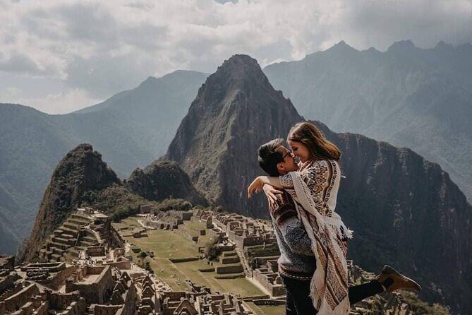 Machu Picchu Full Day Tour from Cusco - Aguas Calientes to Machu Picchu by Bus: The 30 Minutes Before the Gate