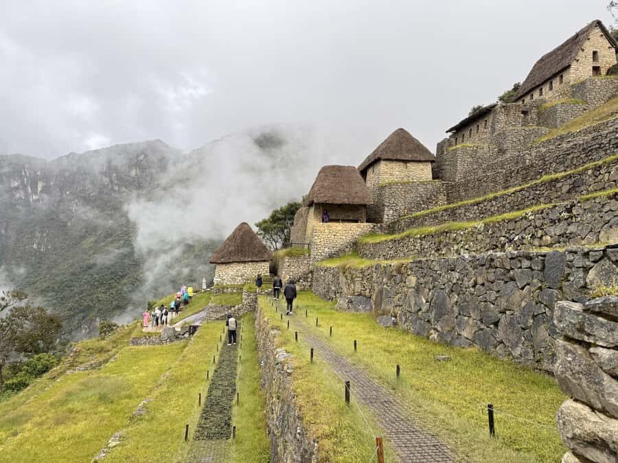 Machu Picchu: Huayna Picchu Entry Ticket - Circuit 3 Inside Machu Picchu: Stone Layouts and Labyrinth-Like Walks