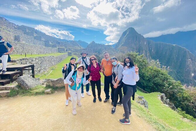 Machu picchu one day by train all included - Lunch in Machu Picchu Pueblo: plan your energy, not just your meal