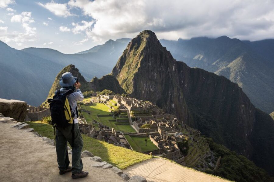 Machu Picchu: Private Full-Day Tour with Afternoon Entrance - Lunch and markets in Aguas Calientes: plan your own downtime