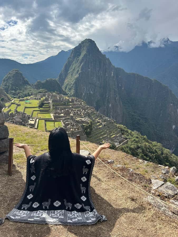 Machu Picchu: Private Tour Guide Service for up to 15 people - Price and group size: how to judge the $120 per-group option