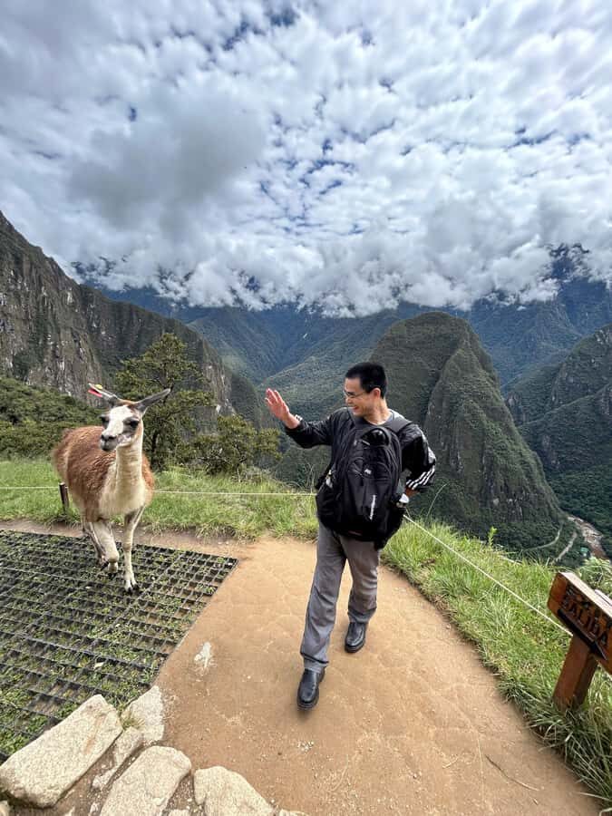 Machu Picchu: Private Tour Guide Service for up to 15 people - Packing for Machu Picchu weather: don’t trust the sky
