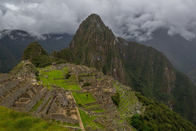 MachuPicchu Private Full Day Tour by Vistadome train from Cusco - Ollantaytambo train ride and the Vistadome view factor
