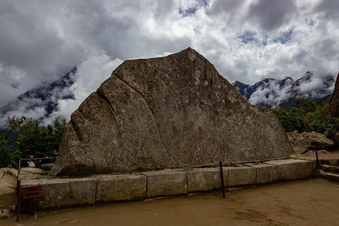 MachuPicchu Private Full Day Tour by Vistadome train from Cusco - Price reality: what $409 buys (and what it doesn’t)