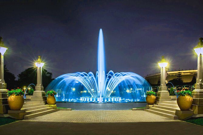 Magic Fountains Park & Bohemian Barranco at Night (Small Group) - What to bring, and how to make your photos look better