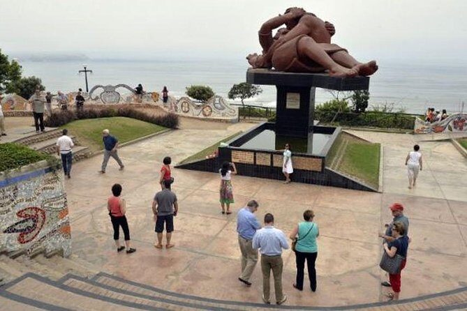 Modern and Colonial Lima City Tour. - Pisco Sour and Pisco Creams at IPEMEC: The Included Finish