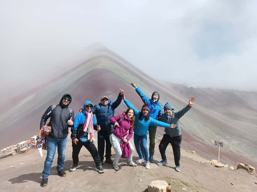 Montaña de Colores: tour en cuatrimotos día completo - Lunch in Cusipata around 2:00 p.m. and then back to Cusco