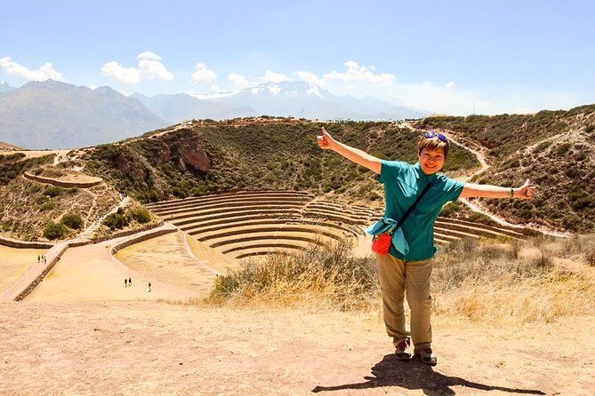 Moray and Salinera de Maras Half Day - Chinchero textile shop: a craft stop that helps the day make sense