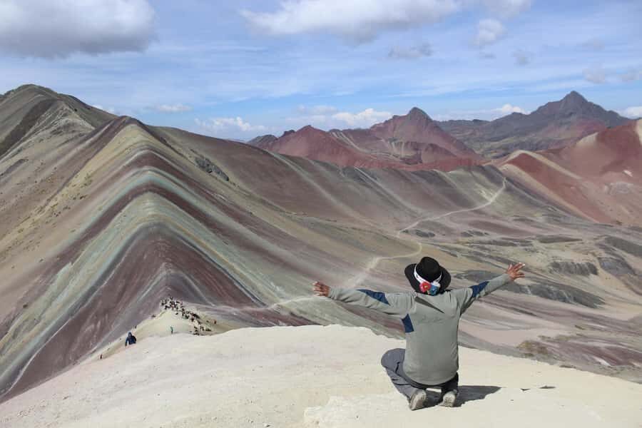 One day tour to Rainbow Mountain and Red Valley (optional) - Packing checklist: how to stay warm when the mountains add snow