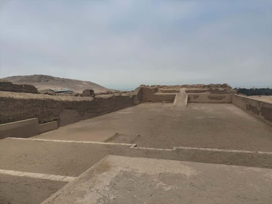 Pachacamac: Private tour of the Great Archaeological Sanctuary and Site Museum - The Guides: Diana, Alberto, and Gilbert Make It Stick