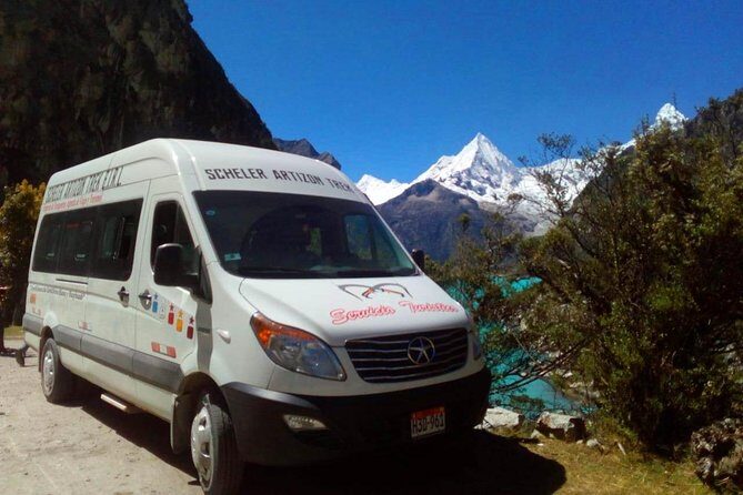 Parón Lake - Cordillera Blanca - Guides and Group Style: What Makes It Feel Personal (Not Crammed)