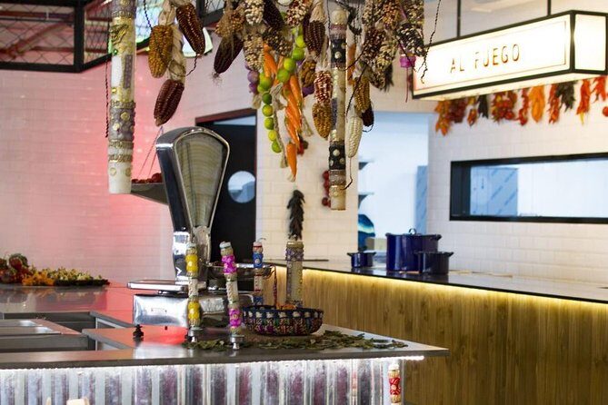 Peruvian Experience: Interactive, Cultural & Gastronomic Guided Tour - Pisco Experience: vineyard process + a 1920s pisco sour class
