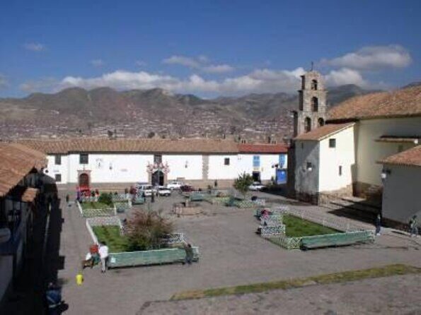 Pisco Sour Secrets: Hands-On Mixology in Historic Cusco - The guide factor: local bartenders who explain and correct