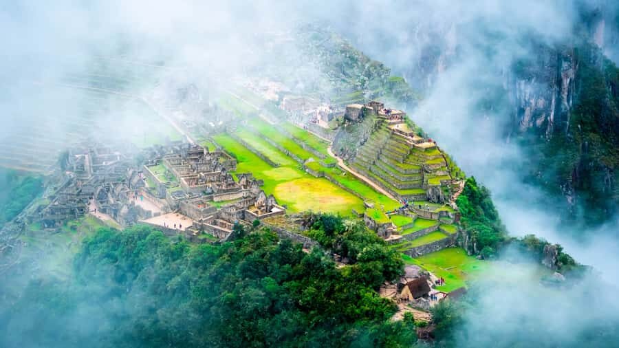 Private & Flexible 3-Hour Guided Tour of Machu Picchu - Guided walk through Machu Picchu’s key highlights