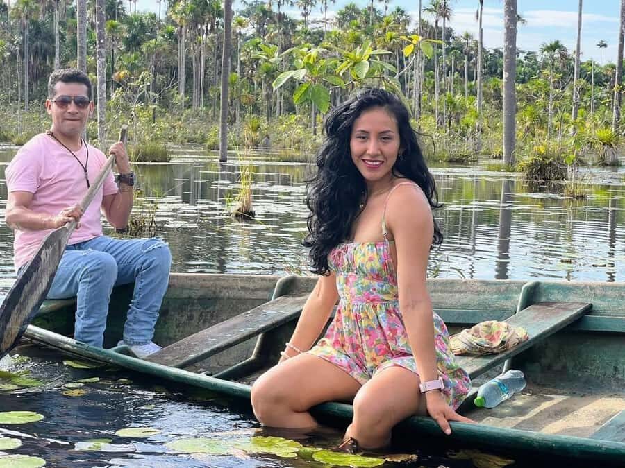 Puerto Maldonado: Lake Yacumama sunset and piranha fishing - Piranha fishing: hands-on fun with the right gear