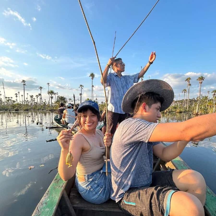 Puerto Maldonado: Lake Yacumama sunset and piranha fishing - Wildlife spotting: parrots, macaws, and the whole lake ecosystem