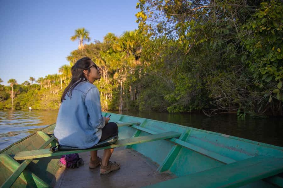 Puerto Maldonado: Sandoval Lake Full-Day Trip with Canoeing - What the day feels like: pace, heat, and comfort choices that matter