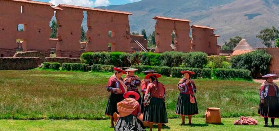 Puno: Full-Day Route of the Sun Tour to Cusco with Lunch - Raqchi’s Temple of Wiracocha: why those walls matter