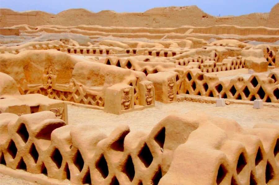 Pyramids of the Sun and the Moon, Huanchaco and Chan Chan - FAQ