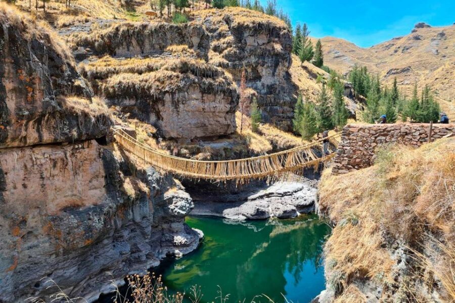 Queswachaka : Tour Inca bridge - Lunch back in Cusipata and return to Cusco by 18:00