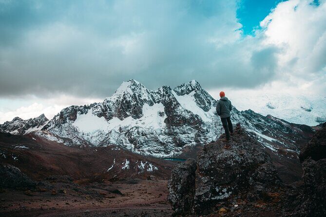 Rainbow Mountain and Red Valley Hike – 2 Days / 1 Night - Camp Comfort at Surinecocha: Gear, Food, and Starry-Sky Time