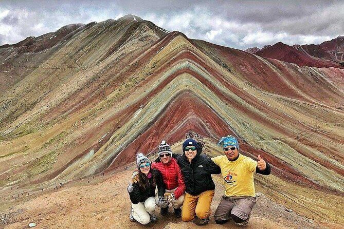 Rainbow Mountain Perú Full Day Group Shared Service - From restaurant to the Llaqto trailhead: what the first leg really feels like