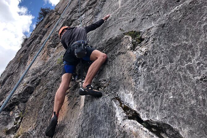 Rock Climbing full day - How the Day Runs From 8:30am to Your Picnic Break