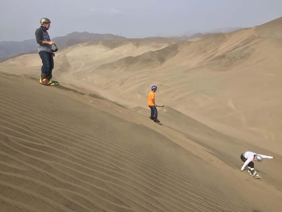 Sandbording in Lima - Who should book this Lima sandboarding class?