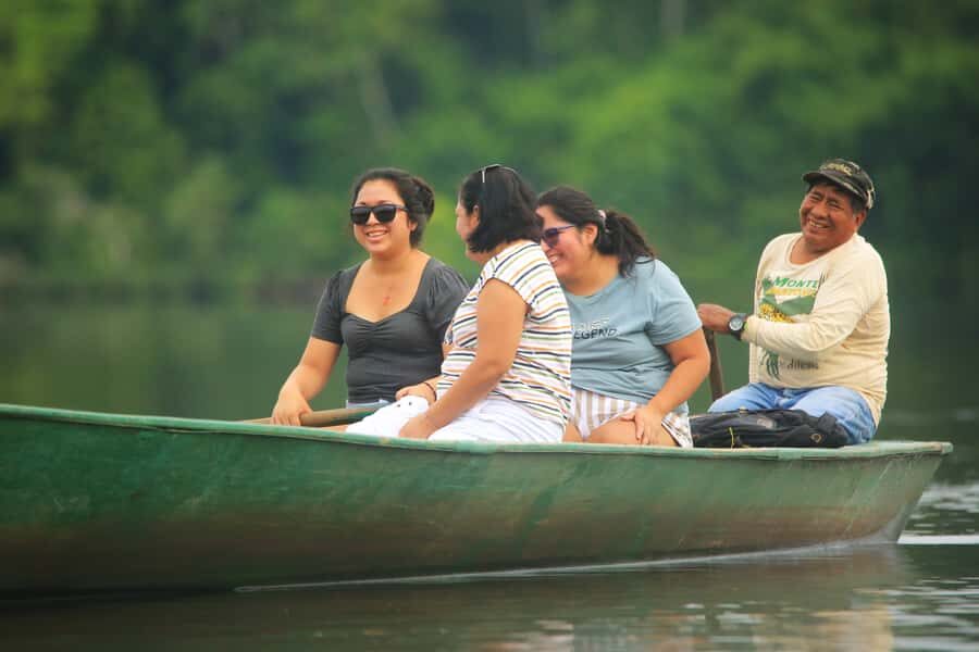 Sandoval lake 2 Days / 1 Night - Forest walks: primary vs. secondary jungle on the same trip